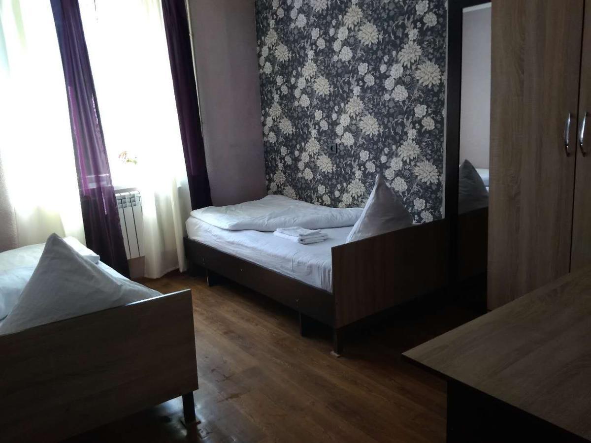 Saima Guest House Ош Екстериор снимка