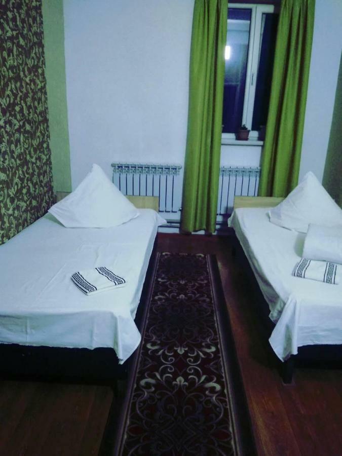 Saima Guest House Ош Екстериор снимка