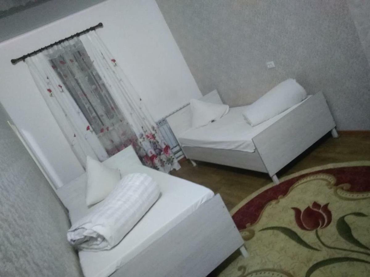 Saima Guest House Ош Екстериор снимка